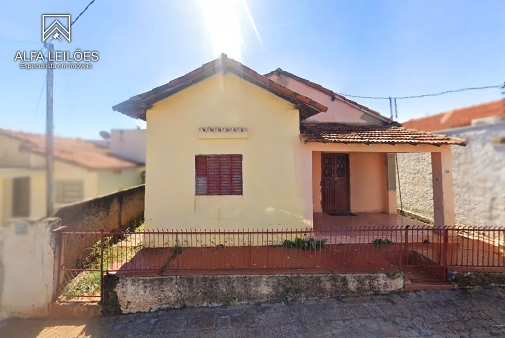 Catanduva (SP) - Casa no Bairro São Francisco com Terreno de 220m² — foto principal